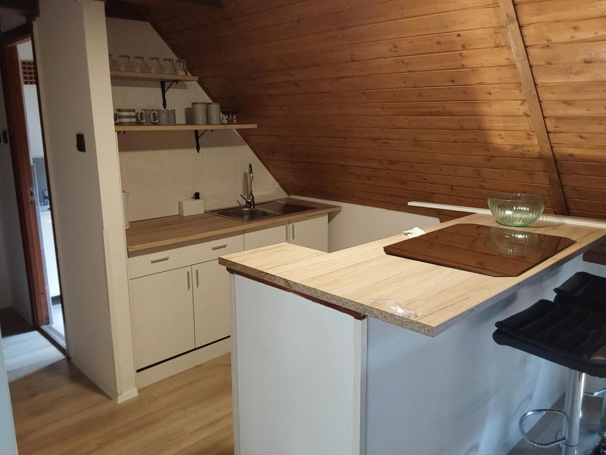 Tuerkiz Apartman - 5 Szobas 13 Fos Apartmanhaz 4Km A Balaton- Balatonszabadi Fürdőtelep Екстериор снимка